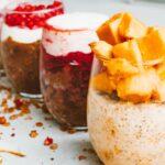 découvrez le délicieux yaourt à la fraise, un mélange crémeux et fruité qui ravira vos papilles. idéal pour un petit-déjeuner nutritif, un en-cas sain ou un dessert gourmand, ce yaourt allie le goût sucré des fraises fraîches à une texture onctueuse. savourez chaque cuillère de ce délice naturel!