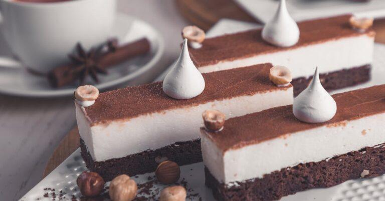 découvrez notre délicieuse crème de noisette, un compagnon idéal pour vos petits-déjeuners et desserts. avec sa texture onctueuse et son goût riche, elle apportera une touche gourmande à toutes vos recettes. idéale à tartiner, en garniture ou simplement à déguster à la cuillère.