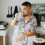 découvrez le mystère du 'invisible cake', un dessert léger et aérien qui impressionne par sa texture unique et son goût délicat. parfait pour satisfaire les amateurs de sucré sans culpabilité, ce gâteau invisible est une véritable œuvre d'art culinaire à essayer absolument!