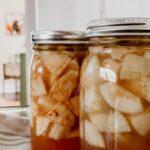 découvrez notre délicieuse compote de pommes, un dessert sain et savoureux, parfait pour toute la famille. riches en saveurs naturelles et faciles à préparer, nos recettes de compote satisferont toutes vos envies sucrées. idéale comme en-cas, accompagnement ou ingrédient dans vos plats préférés.