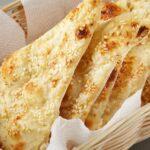 découvrez la meringue italienne, une délicieuse préparation à base de blancs d'œufs et de sucre, légère et aérienne, parfaite pour garnir vos desserts ou agrémentez vos créations pâtissières.