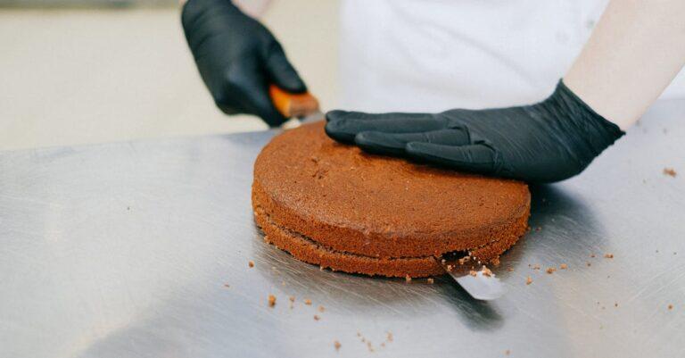 découvrez notre délicieuse recette de flan pâtissier, un dessert crémeux et onctueux, parfait pour séduire vos convives. facile à réaliser, ce classique de la pâtisserie française allie la douceur de la vanille à une texture fondante. régalez-vous avec ce plaisir sucré !
