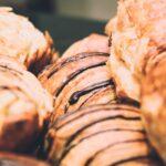 découvrez l'univers délicat de la pâtisserie avec nos recettes savoureuses et techniques incontournables. que vous soyez novice ou expert, plongez dans l'art de créer des douceurs irrésistibles qui raviront vos papilles.