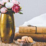 découvrez l'art délicat des macarons, de délicieuses douceurs françaises aux saveurs variées, parfaites pour accompagner votre thé ou café. apprenez à les préparer chez vous avec nos recettes faciles et astuces pour épater vos invités.