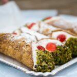 découvrez la crème pâtissière à la pistache, une délicieuse préparation sucrée qui allie la richesse des pistaches à la légèreté d'une crème onctueuse. idéale pour garnir vos desserts ou pour déguster à la cuillère, cette recette ravira les amateurs de douceurs raffinées.