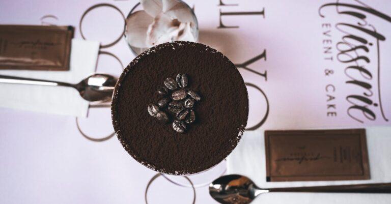 découvrez la délicieuse nougatine, une confiserie croquante à base de caramel et de fruits à coque. parfaite pour accompagner vos desserts ou à déguster seule, la nougatine ravira les amateurs de douceurs sucrées. idéale pour toutes les occasions, elle ajoute une touche de gourmandise à vos repas.