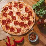 découvrez l'huile de chili, un condiment essentiel qui ajoute une touche épicée et savoureuse à vos plats. parfaite pour rehausser vos marinades, sauces ou vinaigrettes, elle est idéale pour les amateurs de cuisine asiatique et ceux en quête d'originalité. apprenez à l'utiliser pour transformer vos recettes préférées!