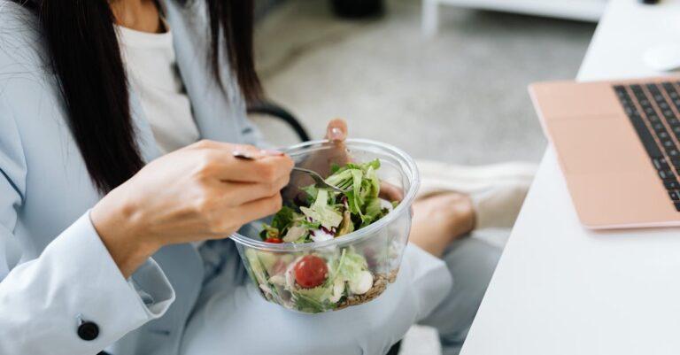 découvrez notre délicieuse salade de légumes fraîche, parfaite pour un repas léger et nutritif. éveillez vos papilles avec des ingrédients colorés et croquants, alliant saveurs et bienfaits santé. idéale pour accompagner vos plats ou en tant que plat principal, cette salade est simple à préparer et ravira toute la famille.