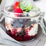 découvrez la douceur irrésistible de la pâte feuilletée aux fraises, une délicieuse pâtisserie alliant croustillant et fruité, idéale pour un dessert élégant ou un goûter gourmand.