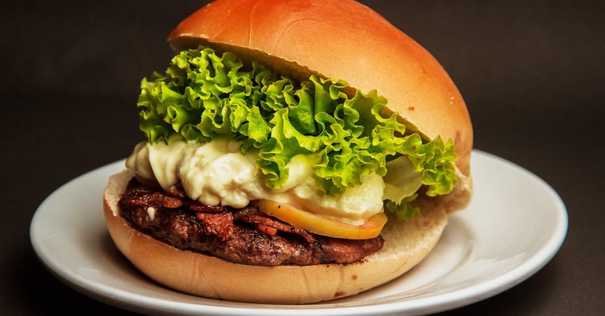 découvrez notre délicieuse recette de brioche, un pain moelleux et doré, parfait pour vos petits-déjeuners gourmands ou vos collations. facile à préparer, cette brioche ravira les papilles de toute la famille avec son goût sucré et sa texture légère.