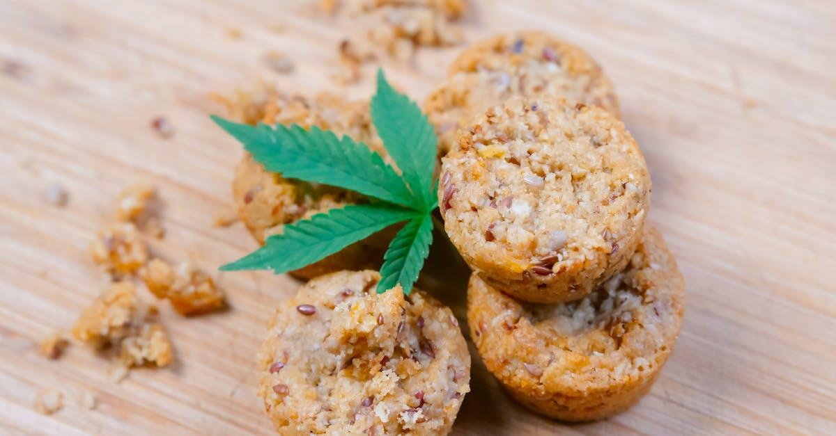 découvrez la magie du beurre noisette, une préparation culinaire qui transforme le beurre en une sauce dorée et savoureuse, idéale pour rehausser vos plats préférés de notes aromatiques et de profondeur.