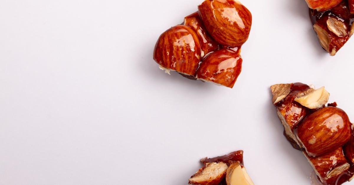 découvrez nos délicieuses noix caramélisées, un mélange irrésistible de saveurs sucrées et croquantes. parfaites pour vos collations, desserts ou comme garniture savoureuse, ces noix apporteront une touche gourmande à vos recettes. offrez-vous un moment de plaisir avec nos noix caramélisées, idéales pour partager ou déguster seul.