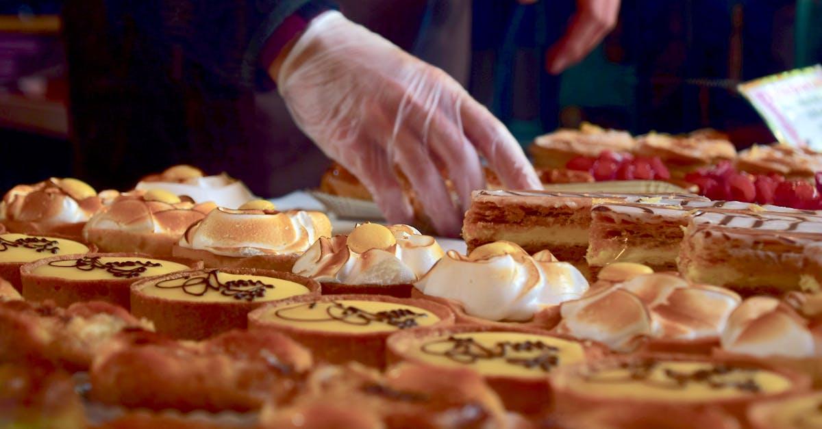 découvrez la délicieuse crème pâtissière à la clémentine, une recette subtile et raffinée qui apportera une touche fruitée à vos desserts. parfait pour garnir vos tartes, éclairs ou gâteaux, cette crème onctueuse et parfumée éveillera vos papilles et ravira vos invités.
