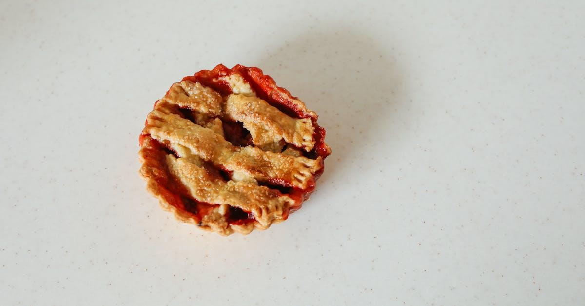 découvrez une délicieuse croûte de tarte à la noix de coco, parfaite pour vos desserts préférés. facile à préparer, cette base sucrée offre une texture croustillante et un goût exotique qui fera fondre vos invités. idéale pour accompagner des garnitures crémeuses ou fruitées.