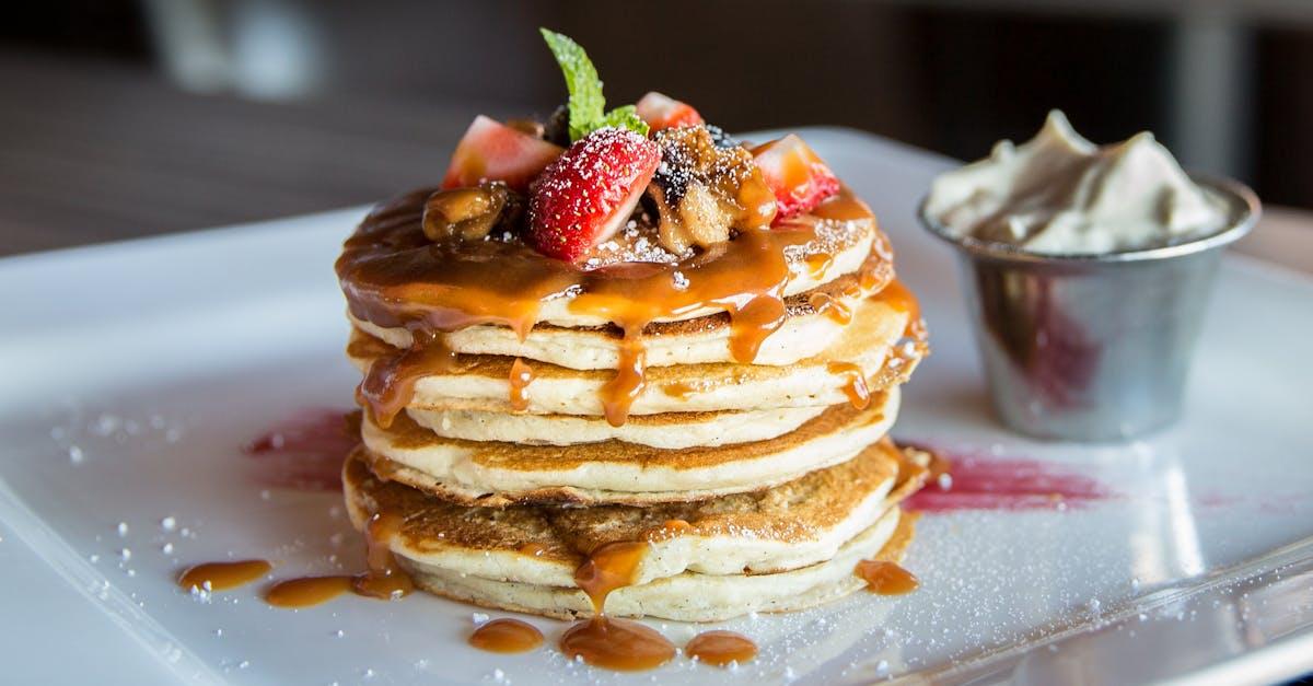 découvrez une sélection irrésistible de desserts délicats et savoureux qui raviront vos papilles. que vous soyez amateur de douceurs classiques ou à la recherche de créations innovantes, nos recettes de desserts sauront satisfaire toutes vos envies sucrées. laissez-vous tenter par des chocolats fondants, des fruits frais et des crèmes onctueuses.
