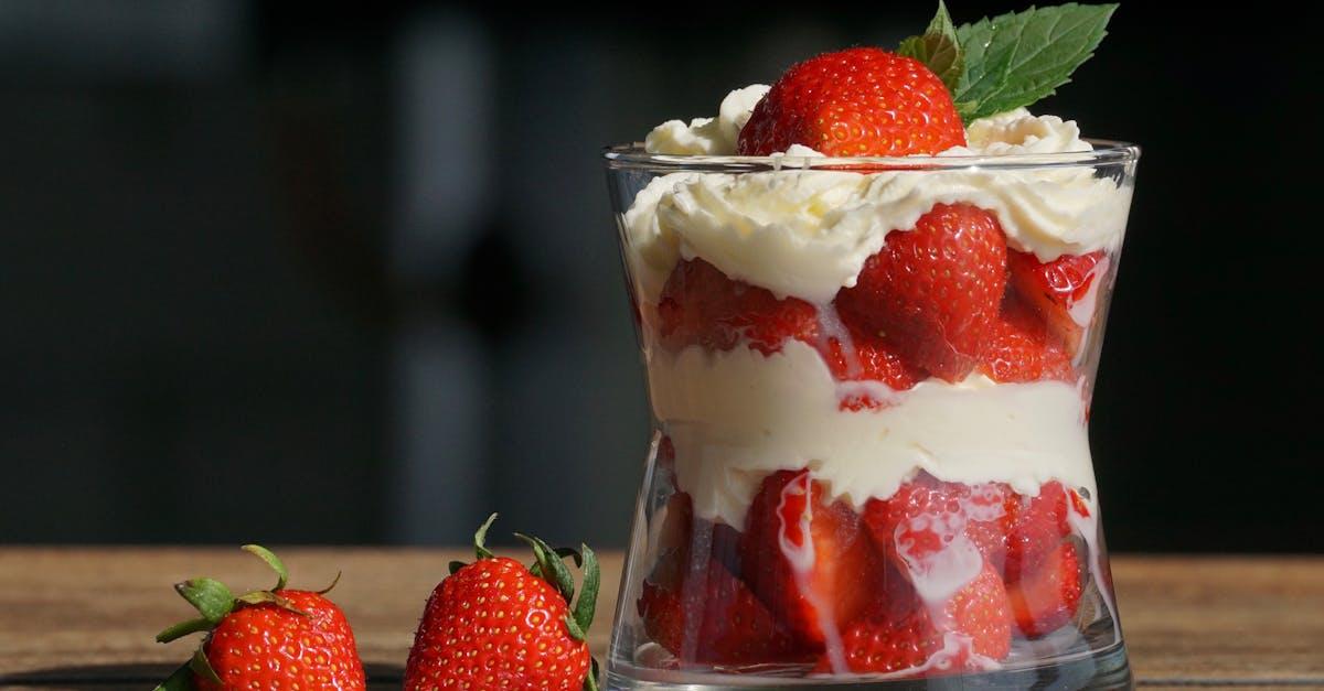 découvrez la diplomatic cream, une crème onctueuse et délicieuse qui allie des ingrédients de qualité pour un moment de gourmandise inoubliable. parfaite pour accompagner vos desserts ou à déguster seule, cette crème ajoutera une touche d'élégance à votre table.