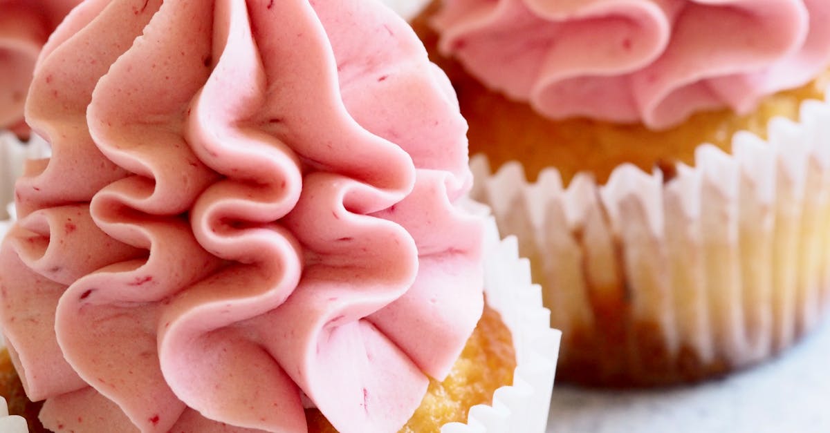 découvrez la diplomatic cream, une délicieuse crème à base de chocolat et de noisettes, parfaite pour tartiner ou comme ingrédient dans vos desserts. son goût riche et sa texture onctueuse raviront les amateurs de gourmandises.