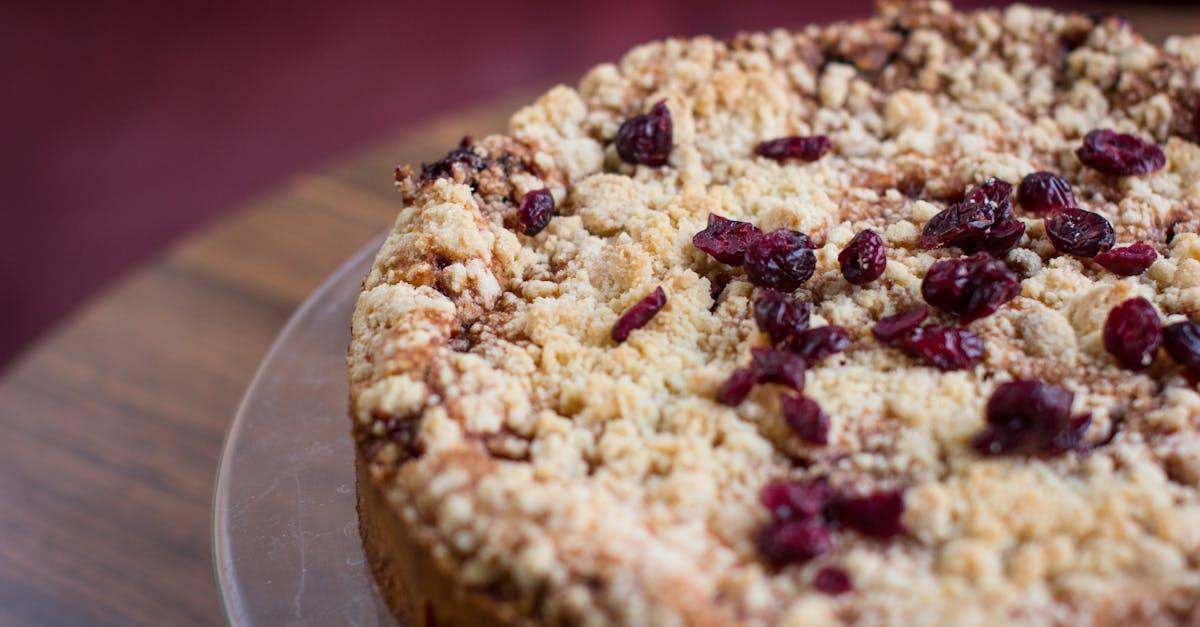 découvrez la délicieuse recette de fruit crumble, un dessert réconfortant alliant fruits juteux et croûte croustillante. parfait pour partager en famille ou entre amis, ce plat sucré saura séduire vos papilles à chaque bouchée !