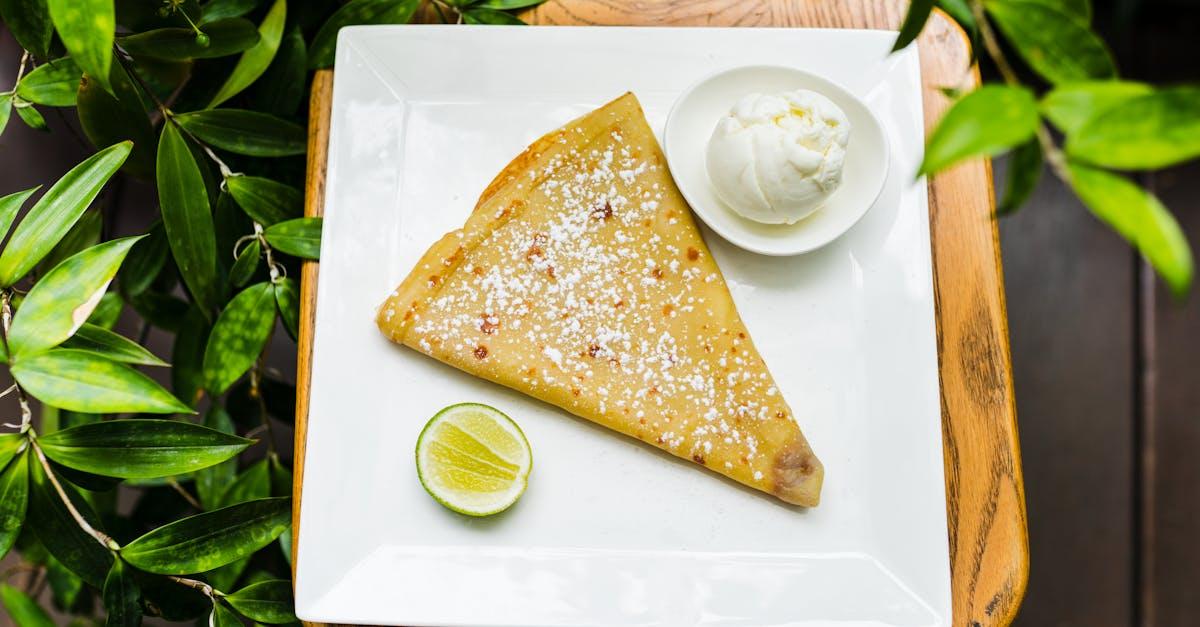 découvrez la fraîcheur irrésistible de la crème pâtissière à la lime, une délicieuse recette qui allie douceur et acidité. parfaite pour garnir vos desserts, cette crème onctueuse apportera une touche exotique à vos pâtisseries. apprenez à la préparer facilement et impressionnez vos convives avec ce délice savoureux.