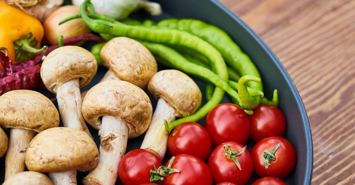 découvrez la délicieuse recette d'oignon fondue, un plat savoureux qui allie la douceur des oignons caramélisés à un mélange de fromages fondus. parfait pour accompagner vos viandes, vos légumes ou simplement à déguster en apéritif, cette recette réconfortante ravira vos papilles. suivez nos étapes simples pour réaliser cette spécialité gourmande chez vous.
