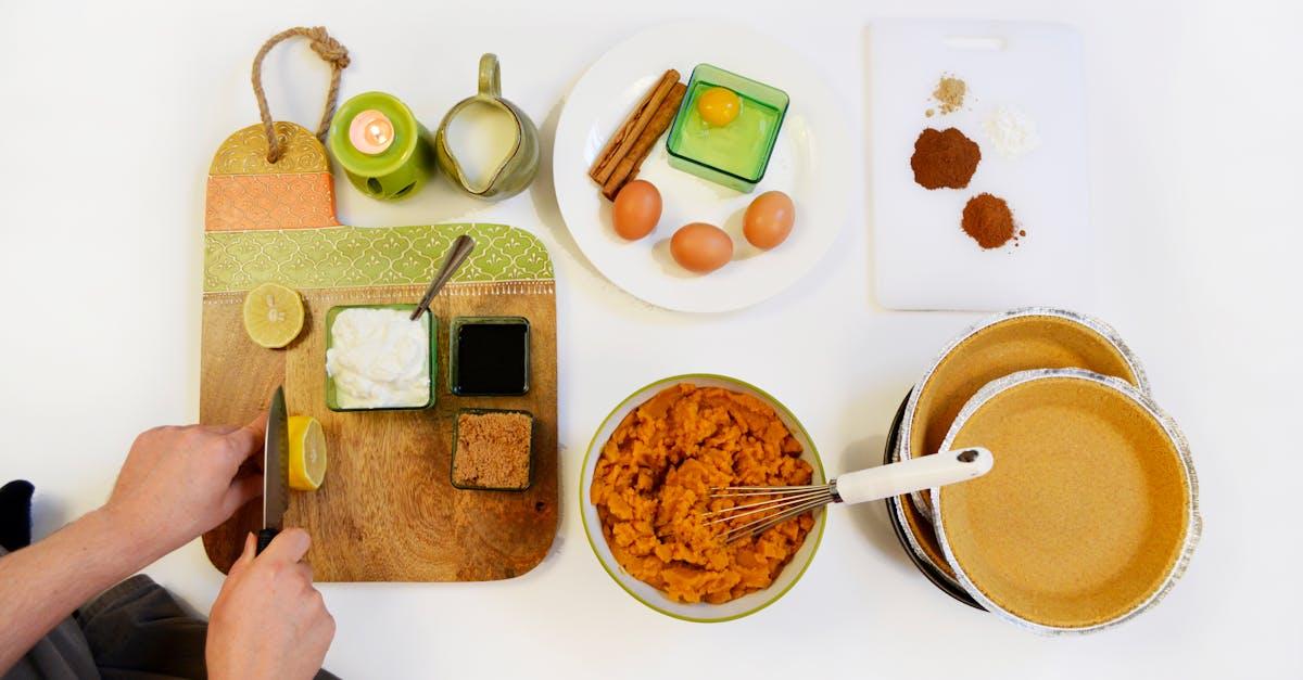 découvrez la délicieuse purée de citrouille, idéale pour vos recettes automnales et vos desserts gourmands. préparez des soupes réconfortantes, des tartes savoureuses ou ajoutez une touche de douceur à vos plats grâce à cette purée onctueuse et naturelle.