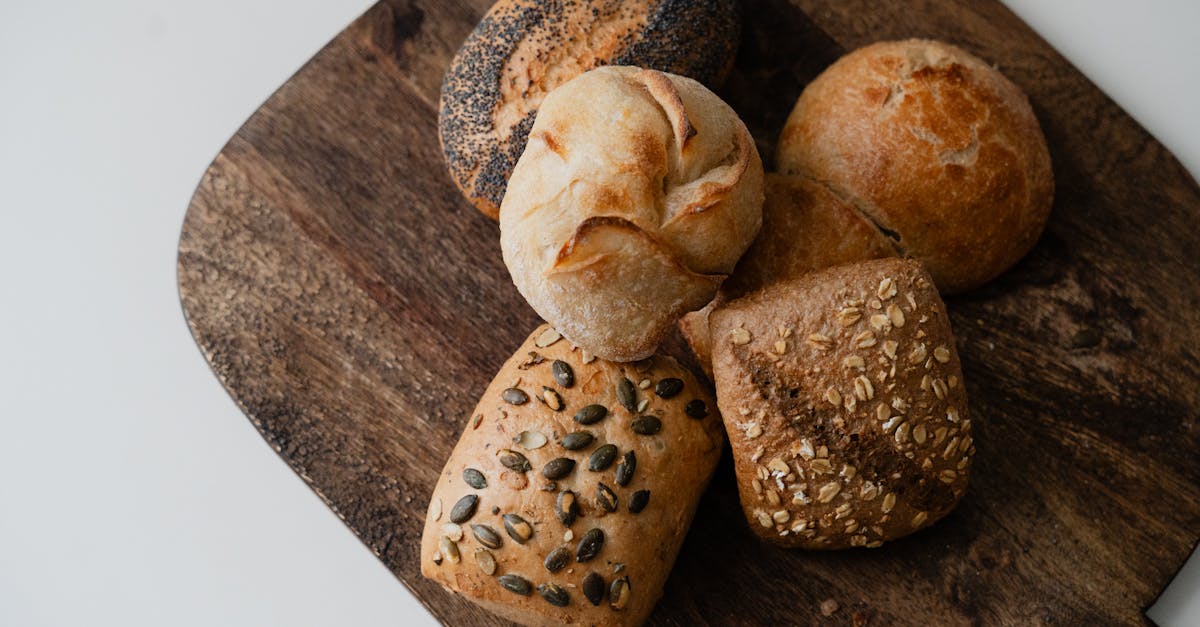 découvrez l'art de la fermentation avec notre sourdough fait maison. une miche de pain au levain croustillante à l'extérieur et moelleuse à l'intérieur, idéale pour vos repas ou à déguster seule. apprenez les secrets de sa préparation et savourez un goût authentique!