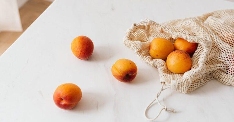 découvrez notre délicieuse confiture d'abricots, faite avec des fruits mûrs et juteux pour une saveur sucrée et acidulée. parfaite pour vos tartines, desserts ou garnitures, cette confiture artisanale ajoutera une touche fruitée à vos petits-déjeuners et goûters.