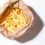 découvrez nos délicieuses frites croustillantes, parfaitement dorées et irrésistiblement savoureuses. idéales pour accompagner vos plats préférés ou à déguster seules, nos crispy fries sont un incontournable pour tous les amateurs de bonne nourriture.