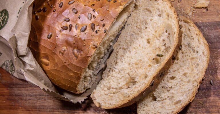 découvrez notre boulangerie artisanale, où chaque jour nous préparons des pains frais, des viennoiseries croustillantes et des pâtisseries délicieuses. savourez des créations authentiques, faites avec amour et des ingrédients de qualité, pour ravir vos papilles.