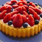 découvrez la délicieuse tarte tatin, un classique de la pâtisserie française, alliant des pommes caramélisées à une pâte croustillante. idéale pour un dessert réconfortant, savourez ce délice renversé qui ravira vos papilles et celles de vos convives.