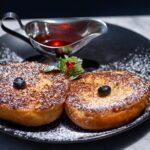 découvrez la délicieuse recette du pain perdu, un classique de la cuisine française. apprenez à préparer ce petit-déjeuner sucré et réconfortant, alliant pain doré croustillant et saveurs riches. parfait pour un moment gourmand en famille ou entre amis !