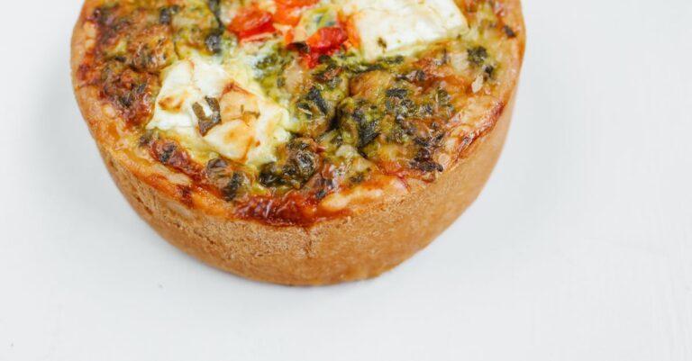 découvrez l'art de préparer une pâte feuilletée parfaite avec nos astuces et recettes faciles. que ce soit pour des desserts ou des plats salés, apprenez à maîtriser cette technique incontournable pour sublimer vos créations culinaires.