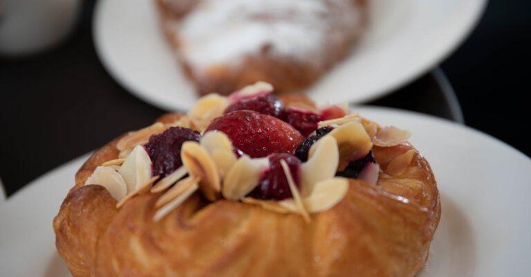 découvrez notre délicieuse tarte aux abricots et aux amandes, un dessert savoureux et léger qui allie la douceur des abricots juteux à la croquant des amandes. parfait pour toutes les occasions, cette recette facile à réaliser éveillera vos papilles et ravira vos invités.
