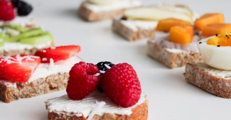 découvrez l'univers juteux de la pêche ! apprenez tout sur ses bienfaits, ses variétés délicieuses et des recettes savoureuses qui mettent en valeur ce fruit d'été. profitez d'astuces pour choisir et conserver vos pêches au meilleur de leur forme.