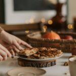 découvrez la douceur des pommes cuites, un dessert réconfortant et savoureux, parfait pour toutes les occasions. savourez des pommes tendres, parfumées aux épices et au sucre, idéales pour régaler vos proches.