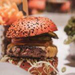 découvrez notre délicieuse tarte aux pommes de terre et fromage, une fusion parfaite de saveurs réconfortantes. idéale pour un repas convivial ou un brunch savoureux, cette recette allie la douceur des pommes de terre à la richesse du fromage, le tout enveloppé dans une pâte croustillante. régalez-vous avec cette spécialité qui plaira à coup sûr à toute la famille!