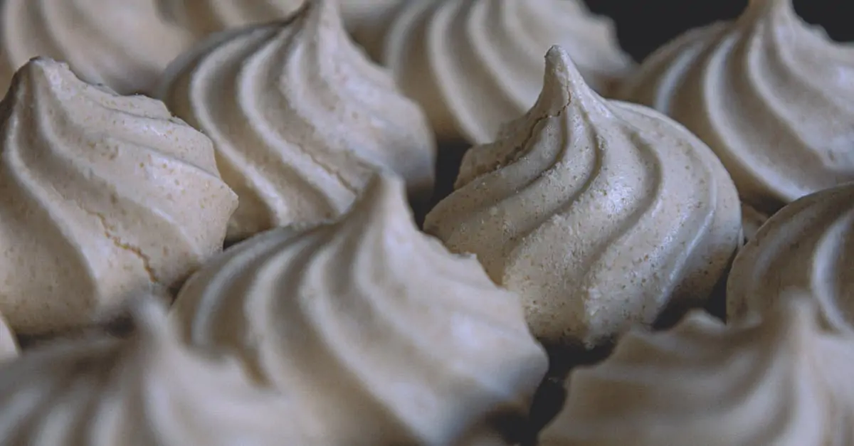 découvrez la délicieuse pâtisserie angevine, un mélange savoureux de traditions et de créativité qui ravira vos papilles. des recettes authentiques aux ingrédients frais, plongez dans l'univers gourmand de cette spécialité locale.