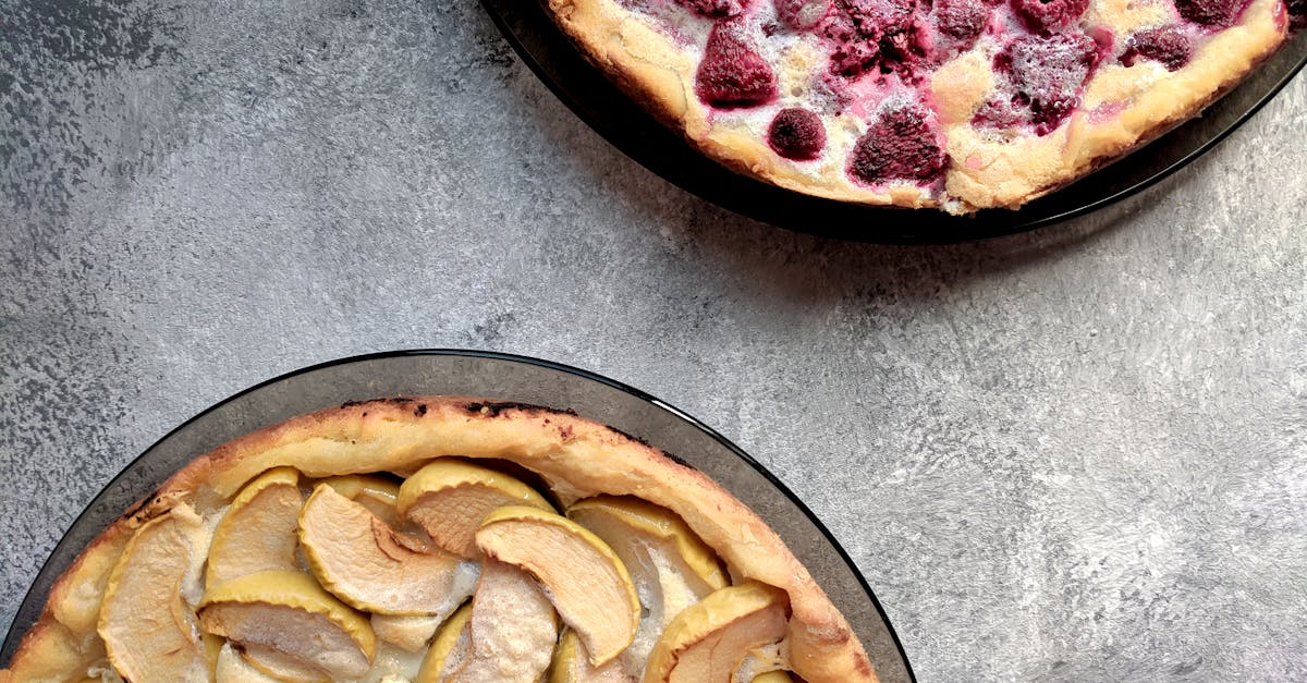découvrez notre délicieuse tarte aux pommes, un dessert classique qui allie une pâte croustillante à des pommes juteuses et parfumées. parfaite pour toutes les occasions, cette recette simple ravira vos convives !
