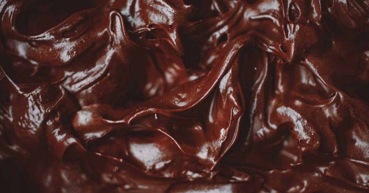 découvrez notre délicieuse mousse au chocolat, une recette onctueuse et irrésistible qui ravira tous les amateurs de chocolat. parfaite pour un dessert raffiné, elle allie légèreté et intensité du goût, idéale pour toutes les occasions.