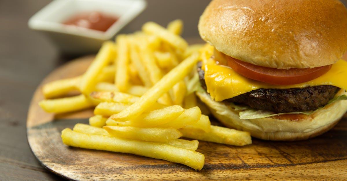 découvrez notre délicieuse sélection de frites croustillantes, parfaites pour accompagner vos plats préférés. explorez des recettes innovantes et des astuces pour savourer ces incontournables snacks au goût irrésistible.