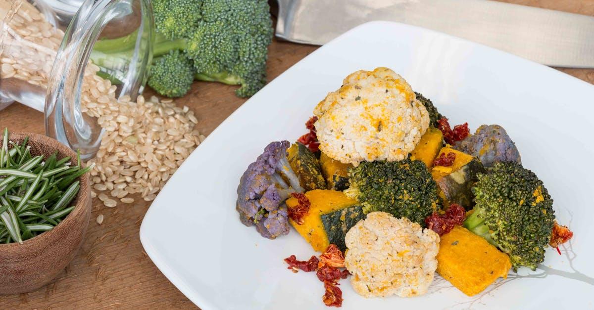 découvrez notre délicieuse recette de chou-fleur rôti, un plat savoureux et sain qui ravira vos papilles. apprenez à le préparer avec des épices aromatiques et une cuisson parfaite pour un accompagnement idéal ou un plat principal végétarien.