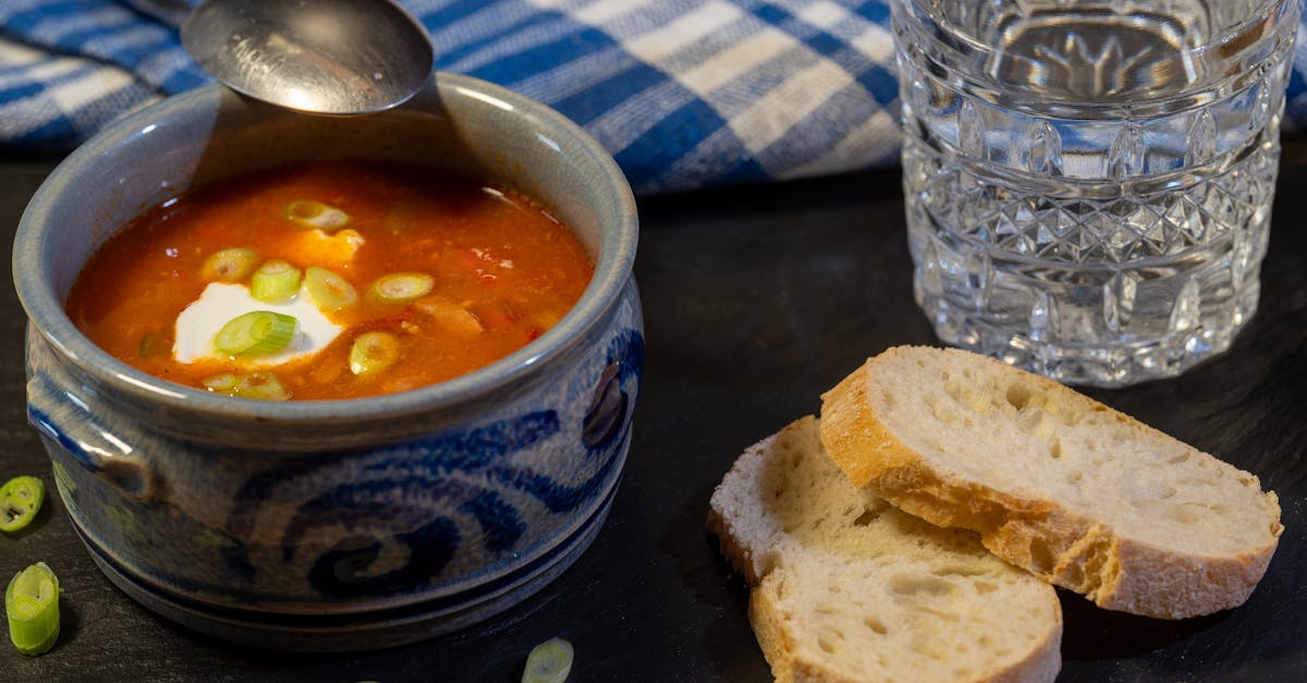 découvrez une délicieuse recette de jambon russe, alliant tradition et saveurs uniques. suivez nos étapes simples pour préparer ce plat savoureux qui ravira vos convives lors de vos repas festifs.