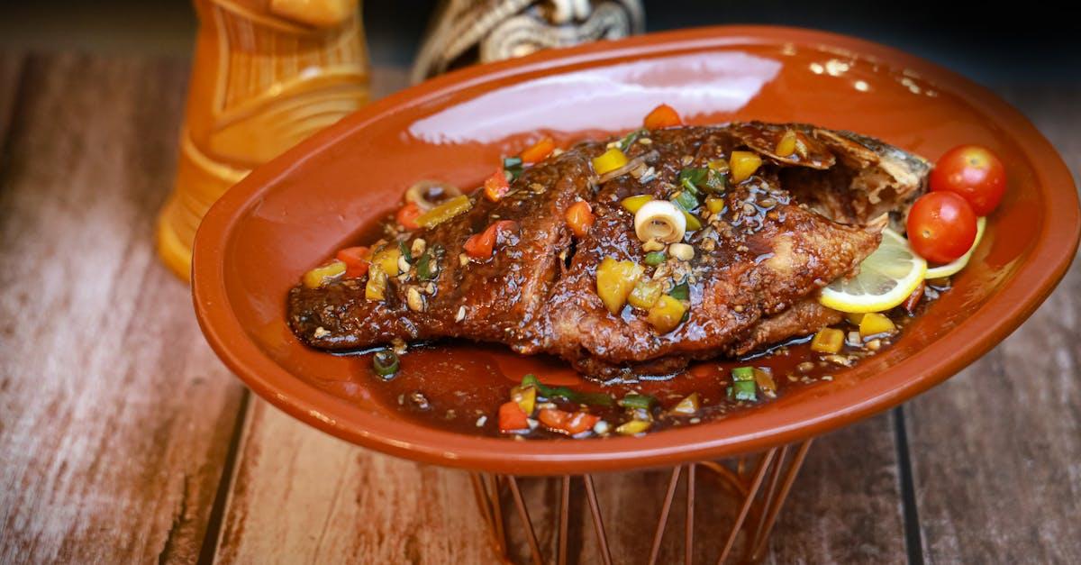 découvrez notre délicieuse recette de pâtes au saumon fumé, alliant des saveurs raffinées et une préparation rapide pour un repas gourmand et savoureux. parfait pour impressionner vos invités ou se faire plaisir au quotidien !