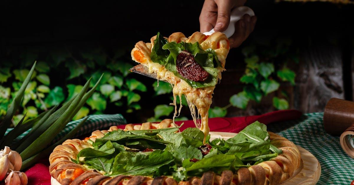 découvrez notre délicieuse recette de gratin d'épinards, un plat réconfortant alliant la douceur des épinards frais à une sauce crémeuse et un savoureux mélange de fromages. parfait pour accompagner vos repas ou en plat principal, ce gratin ravira les papilles de toute la famille.
