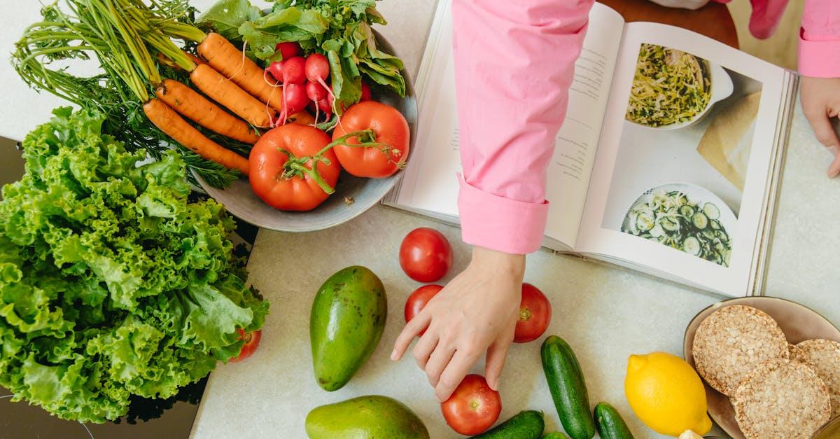 découvrez notre délicieuse recette de tomates et courgettes farcies ! apprenez à préparer ce plat savoureux et sain, idéal pour un repas en famille ou entre amis. faciles à réaliser, ces légumes farcis sont garnis d'une savoureuse mélange d'ingrédients qui ravira vos papilles. parfait pour l'été !