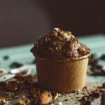 découvrez notre irrésistible recette de brownie, un dessert chocolaté fondant qui saura ravir tous les gourmands. avec ses ingrédients simples et sa préparation rapide, réalisez ce classique de la pâtisserie pour vos prochaines occasions ou tout simplement pour un moment de plaisir sucré.