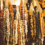 découvrez le délice des fruits confits : une explosion de saveurs sucrées et naturelles, parfaits pour accompagner vos desserts, vos plats ou simplement à déguster en collation. plongez dans l'univers gourmand des fruits confits et laissez-vous séduire par leur texture moelleuse et leur goût irrésistible.