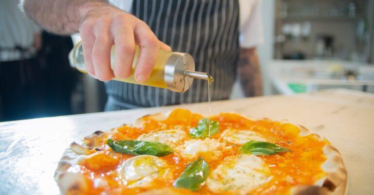 découvrez notre sauce tomate maison, parfaite pour rehausser vos plats préférés. riches en saveurs et en ingrédients naturels, notre sauce est idéale pour les pâtes, les pizzas et bien plus encore. savourez la véritable essence de la tomate dans chaque bouchée.