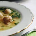 découvrez les meilleures recettes de soupes réconfortantes et savoureuses. que vous soyez amateur de soupes chaudes ou froides, explorez des idées créatives pour chaque saison et régalez vos papilles avec des ingrédients frais et de qualité.