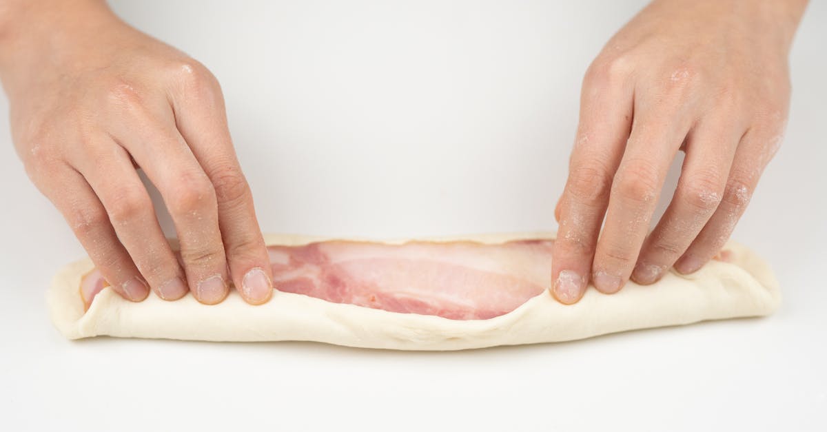 découvrez nos délicieux bacon rolls, des en-cas irrésistibles alliant croustillant et saveur. parfaits pour toutes les occasions, ces rouleaux de bacon sont idéaux pour les apéritifs ou les repas rapides. laissez-vous séduire par ce mélange parfait de textures et de goûts!